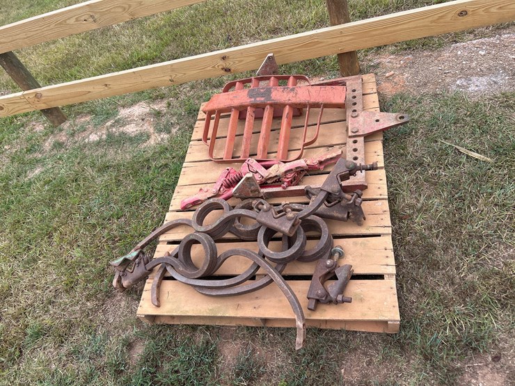 international-274-image-22