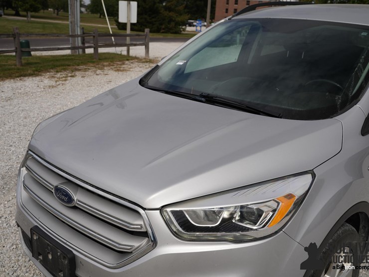 2019-ford-escape-image-10