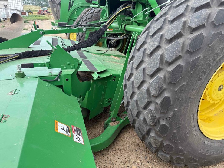 john-deere-w235-image-14