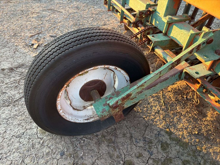 brillion-grain-drill-image-12