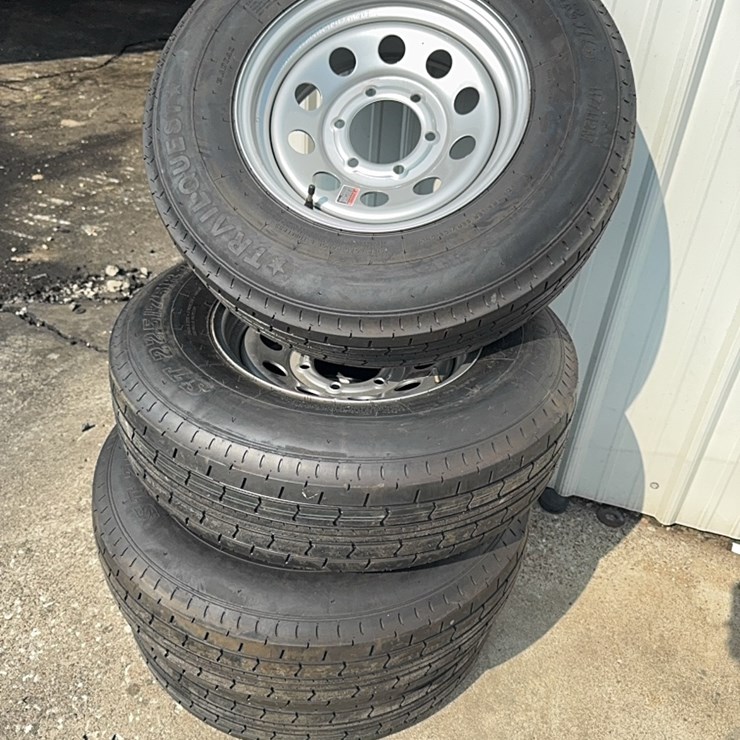 Four 225/75/R15 Tires with 6 Lug wheels