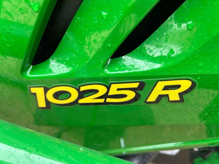 john-deere-1025r-image-11