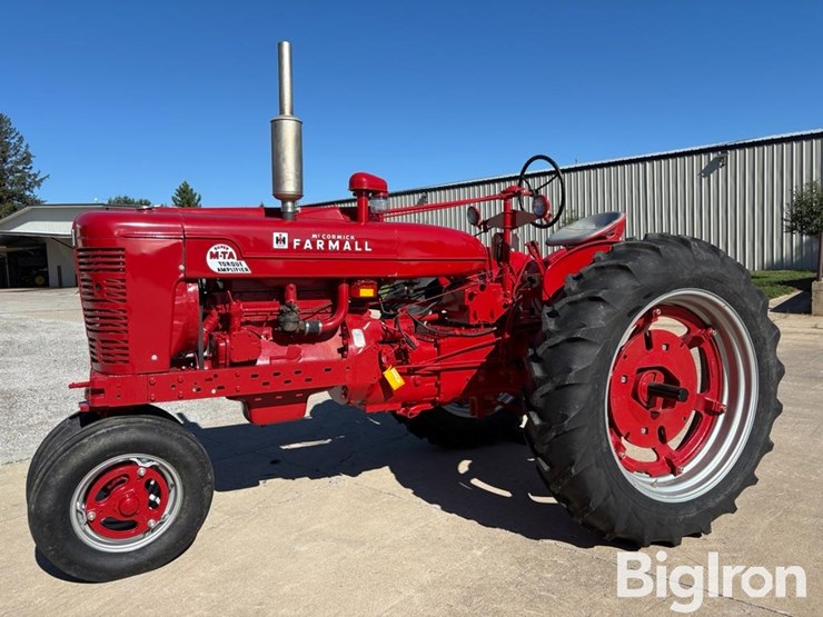 1954-ih-farmall-super-m-ta-2wd-tractor-image-1