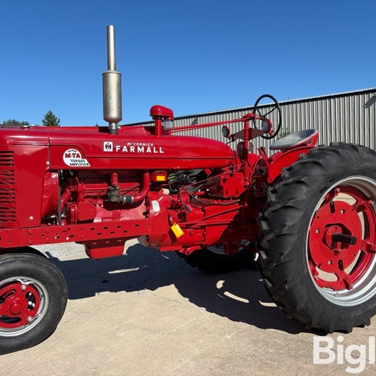1954 IH Farmall Super M-TA 2WD Tractor