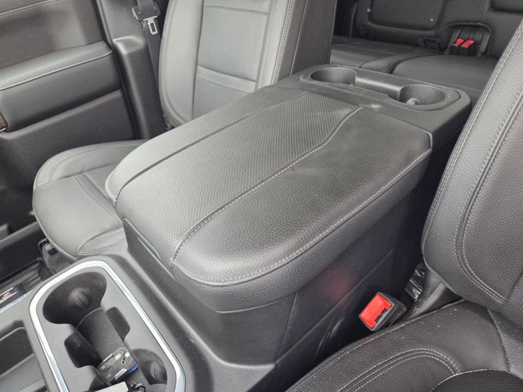 2023-gmc-3500hd-image-52