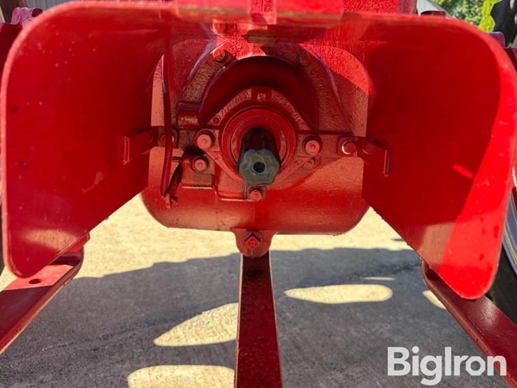 1953-ih-farmall-super-md-2wd-tractor-image-12