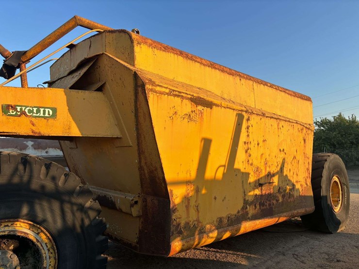 euclid-tractor-tanker-image-31