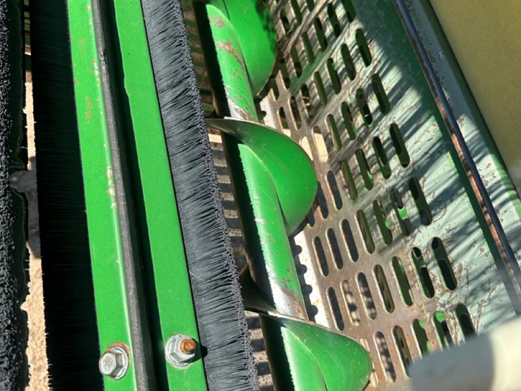 2017-john-deere-cs690-image-7