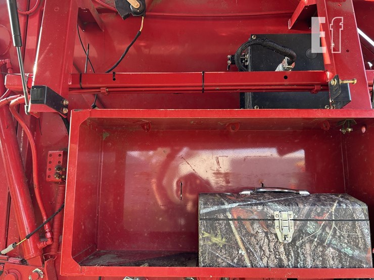 2008-new-holland-br7090-image-21