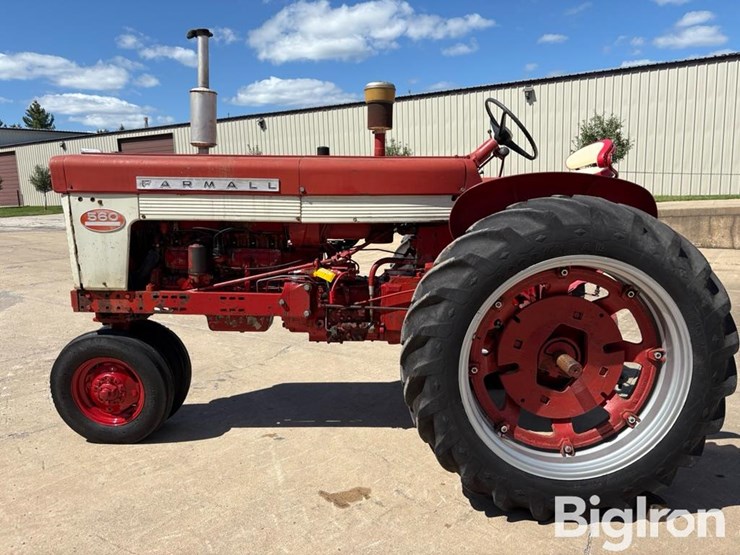 1959-case-ih-560-image-8