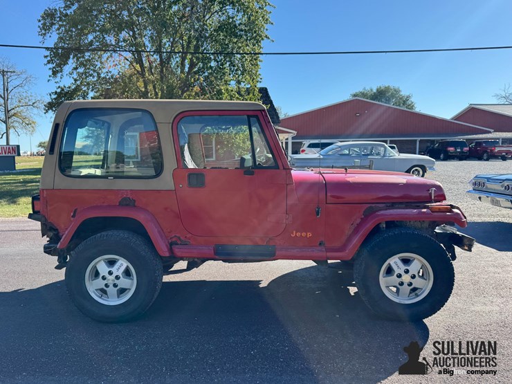 1993-jeep-wrangler-image-4