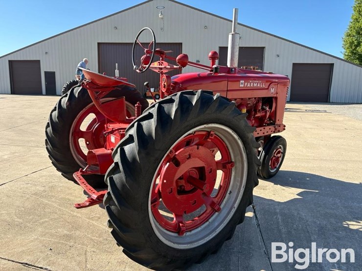 1942-international-m-image-5