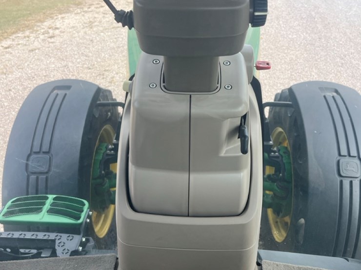 john-deere-8370r-image-9