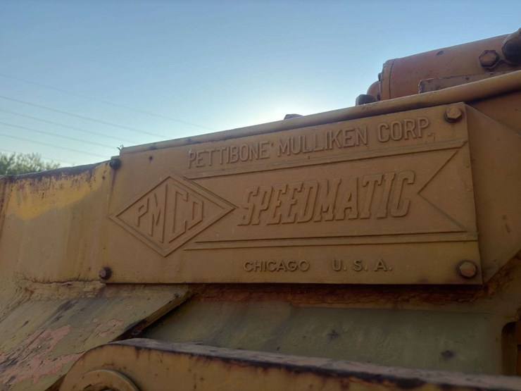 pmco-speedmatic-pm412-road-grader-image-32