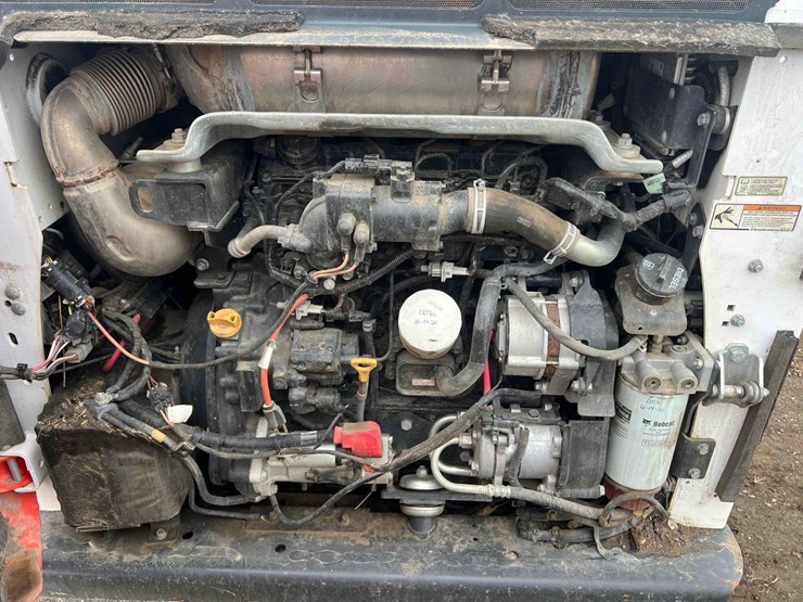 2021-bobcat-t770-image-10