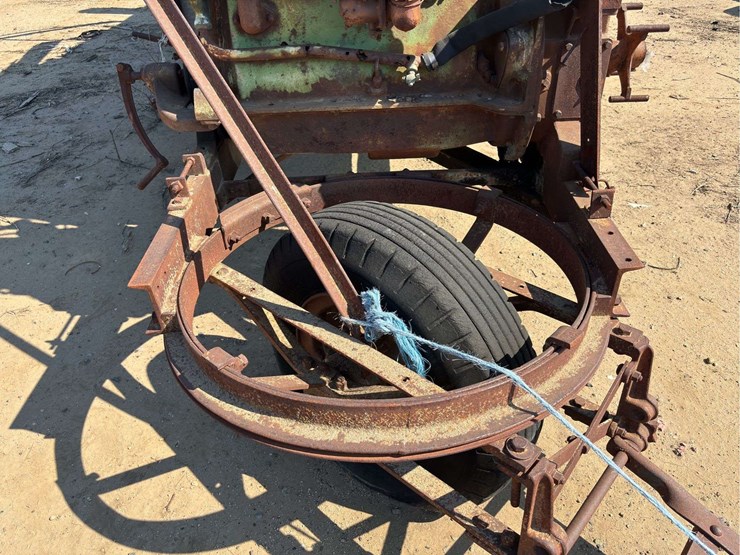 john-deere-pull-type-combine-image-13