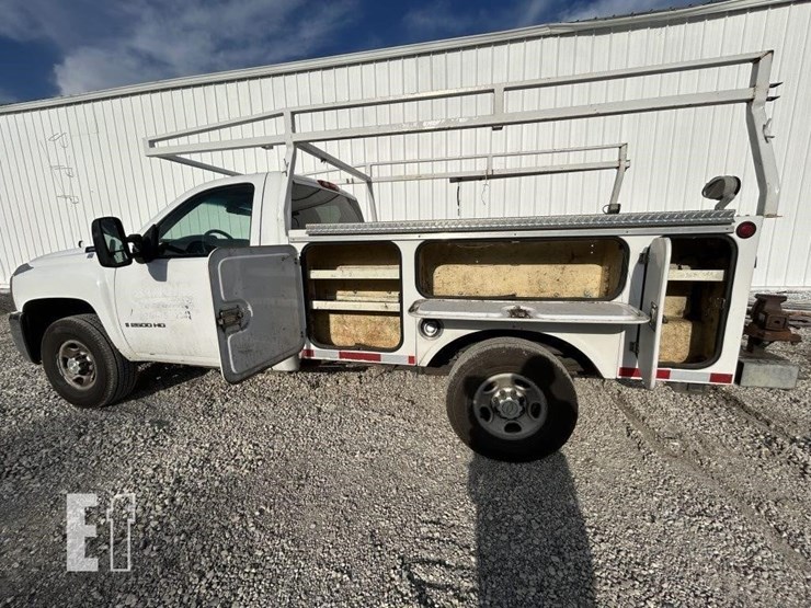 2008-chevrolet-2500hd-image-8
