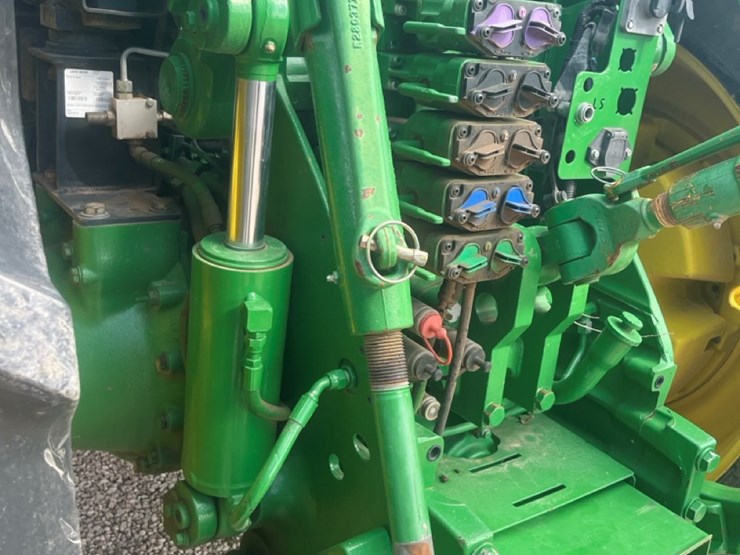 john-deere-8370r-image-27