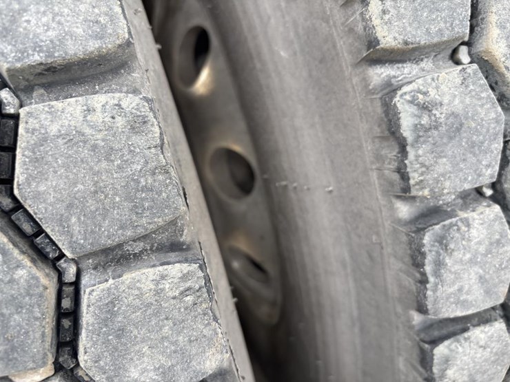 mack-rd688s-image-79