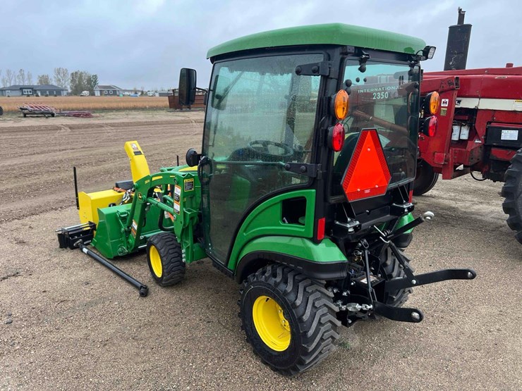 john-deere-1025r-image-9