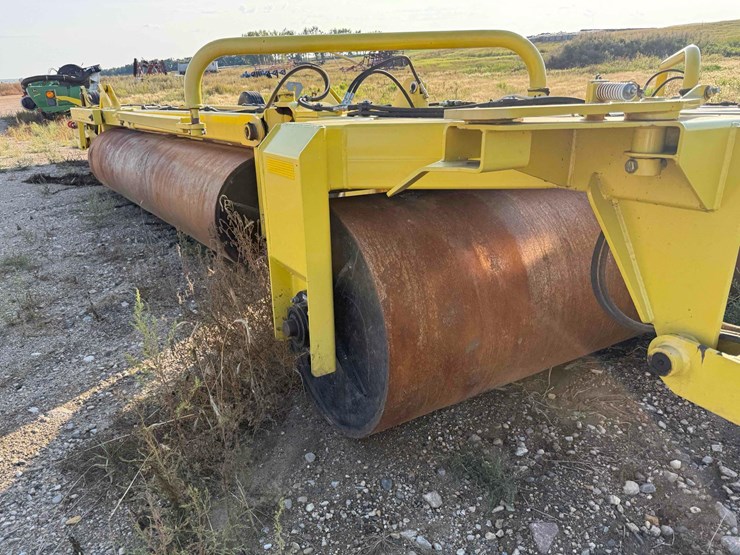 degelman-8000-landroller-image-3