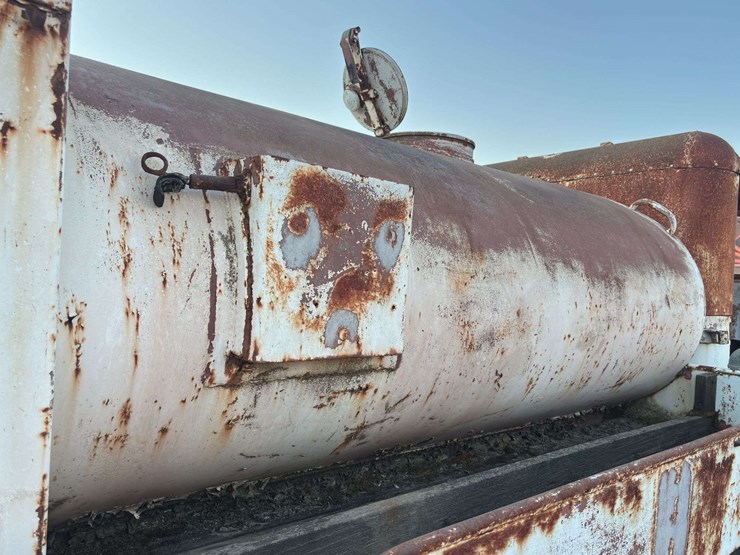 tender-truck-image-37