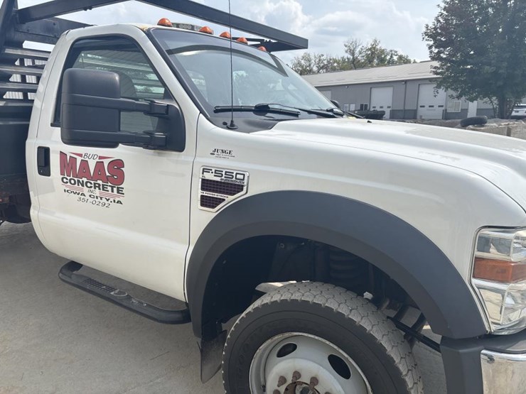 2008-ford-f550-image-13