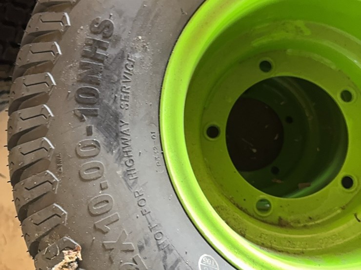 new-pair-of-22x10-10-tire-with-5-lug-wheel-image-1