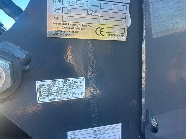 2024-industry-mx-15rx-mini-excavator-image-6