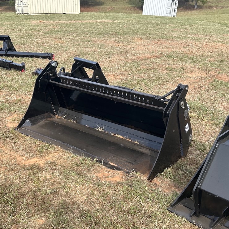 #461 • Quick Attach 4 in 1 Bucket