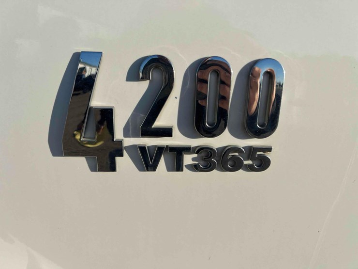 2007-international-4200-image-27