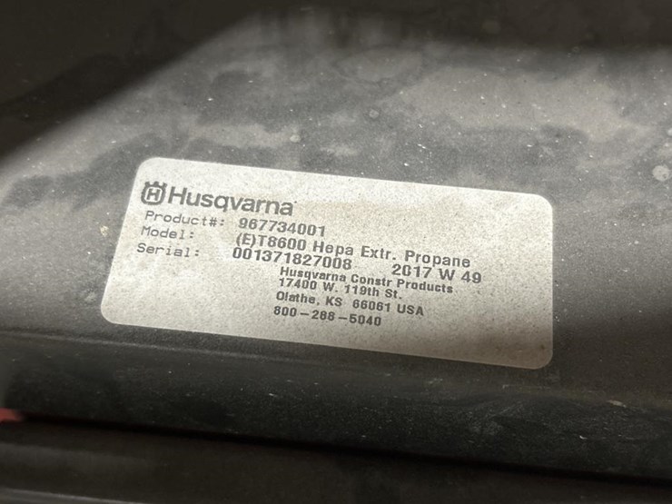 #5090-•-husqvarna-t8600-hepa-vacuum-w/-c5500-separator-image-25