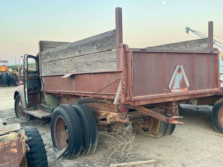 chevrolet-dump-truck-image-10