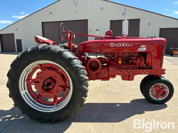 1954-ih-farmall-super-m-ta-2wd-tractor-image-4