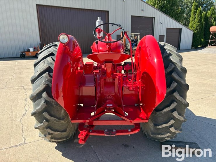 1950-international-w9-image-6