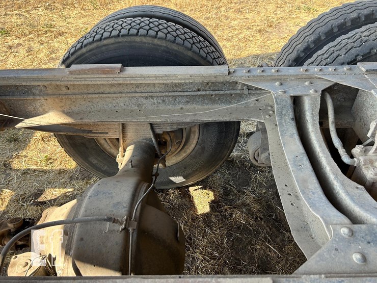 1974-chevrolet-c65-image-34