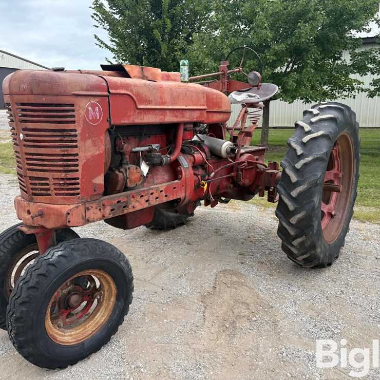1945 IH Farmall M 2WD Tractor