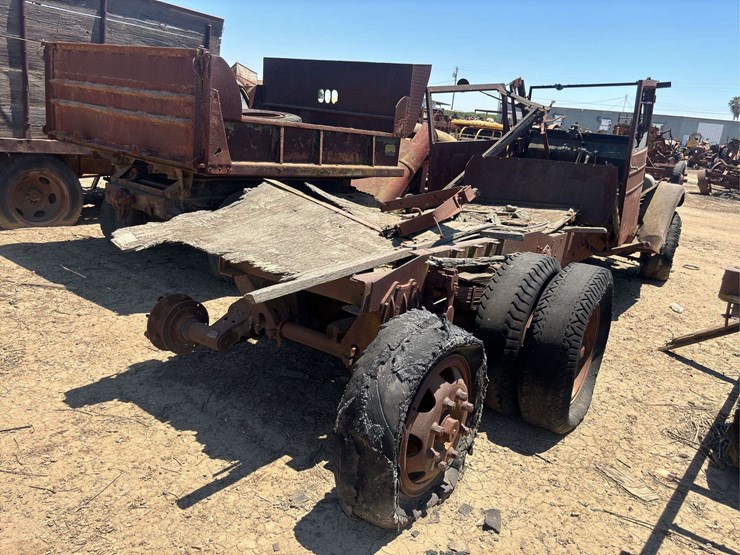 general-motors-project-truck-image-4