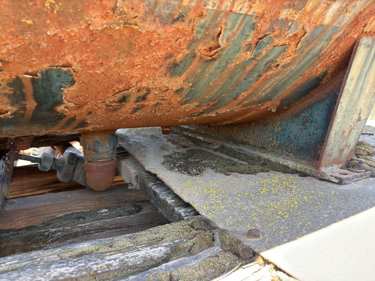 propane-tank-on-wagon-image-17