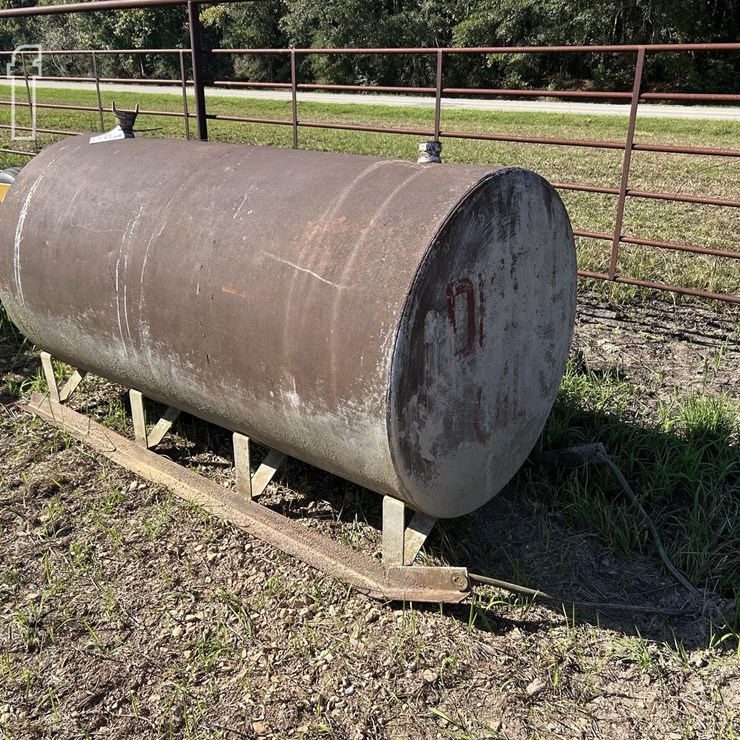 FUEL TANK 500 GAL