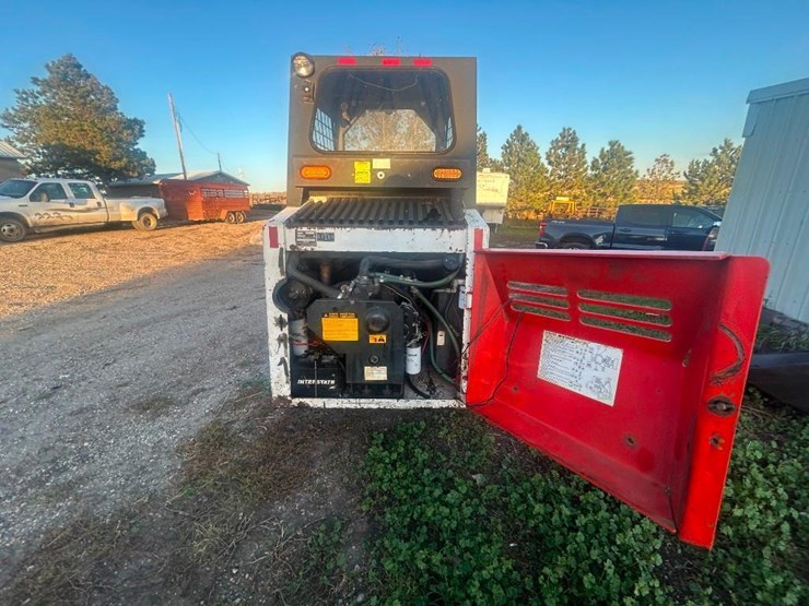 1981-model-2000-bobcat-mini-payloader-image-7