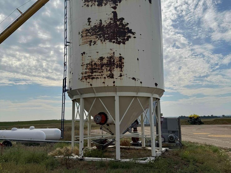 stor-king-hopper-bin-image-1