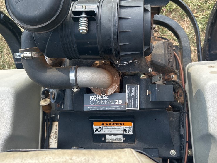 #434-•-exmark-lazer-z-lawnmower-image-10