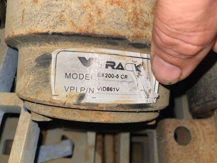 brand-new-excavator-track-idlers-and-rollers-image-6