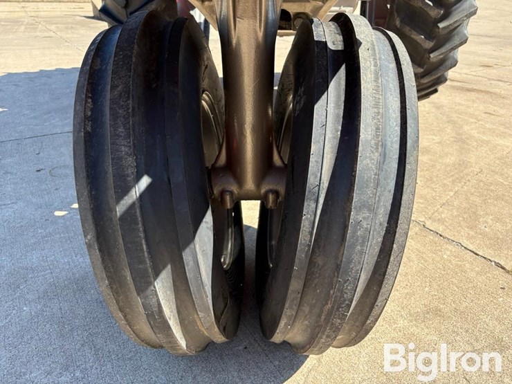 1969-massey-ferguson-1130-image-9