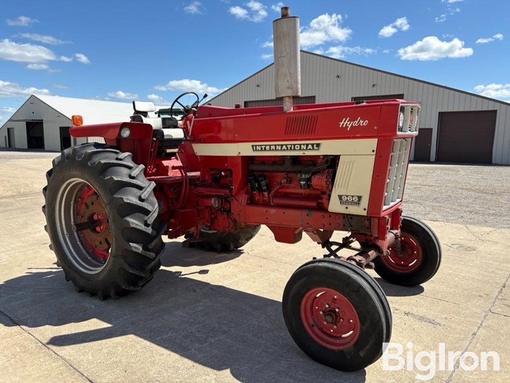 1971-international-966-image-3