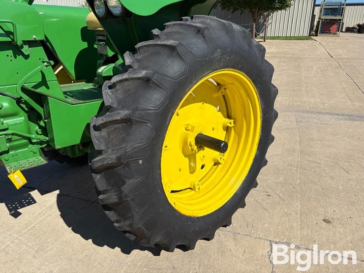 1961-john-deere-3010-image-18