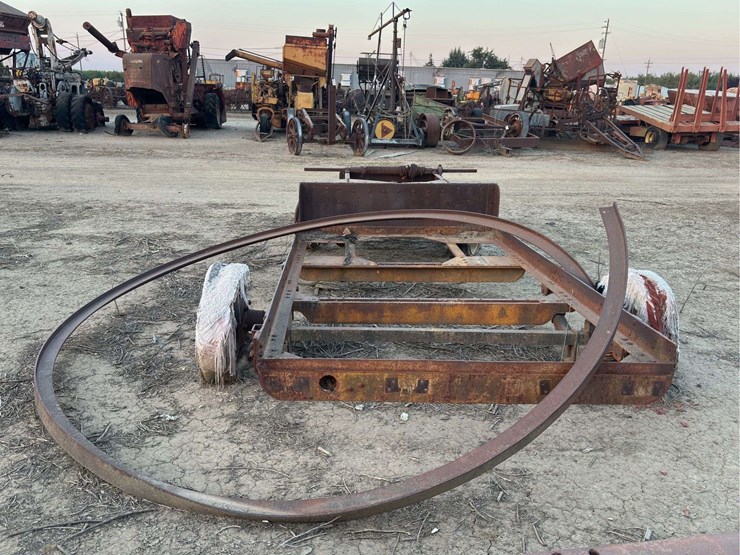 trailer-frame-image-4