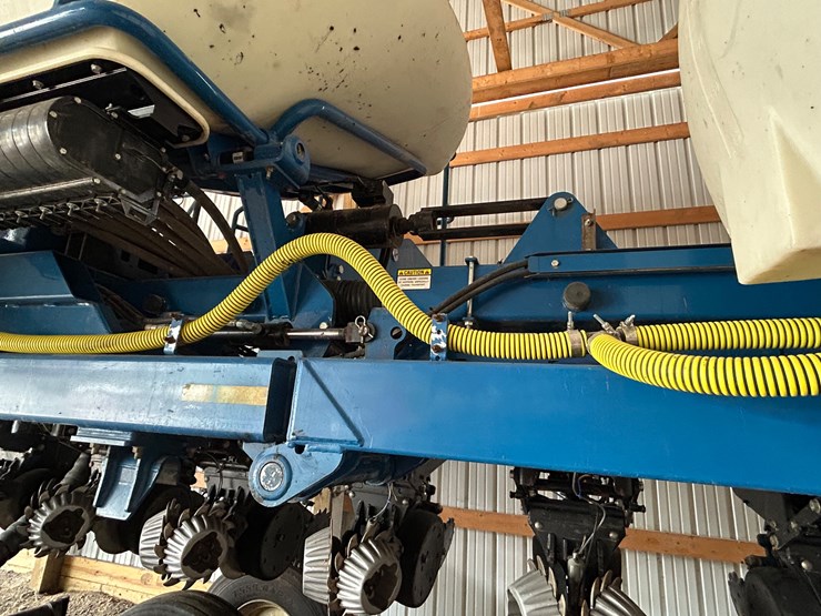 2010-kinze-3660-image-20