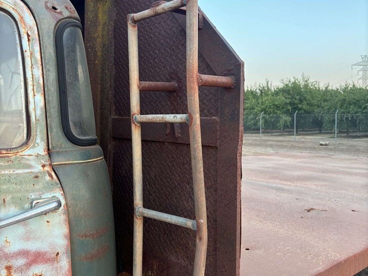 chevrolet-6400-image-29